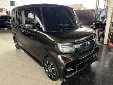 Honda N BOX CUSTOM G  in Johor Bahru, JHR