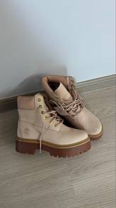 New Timberland Boots to letgo