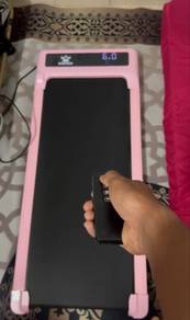 treadmill dan yoga mid