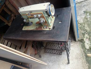 Mercedes Zig Zag sewing machine