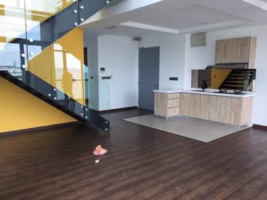 Condominium For Sale in Riverson