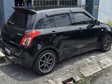 Suzuki Swift in Chemor, PRK