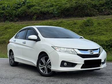 Honda City V in Seri Kembangan, SGR