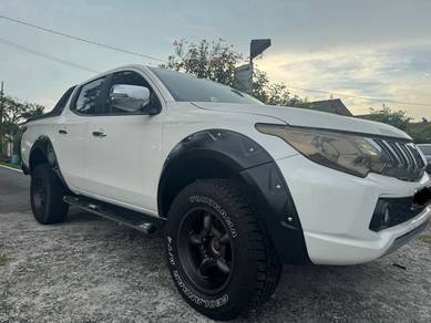 2016 Mitsubishi Triton VGT A/T