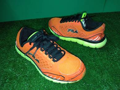 ITEM BUNDLE_Kasut Sukan Sport Shoes size 26.5cm