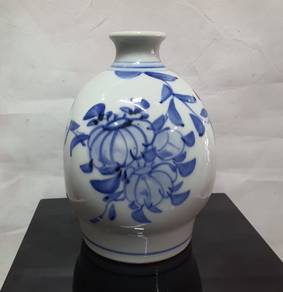 Blue & White Porcelain Flower Vase