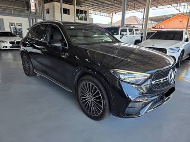 Mercedes Benz GLC300 300 4MATIC AMG LINE in Johor Bahru, JHR