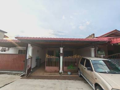 1-storey Terraced House For Sale in Telok Mas,MLK