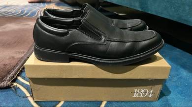 Bata Leather Shoes (UK 11)