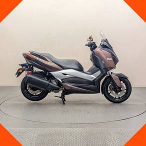 Yamaha XMAX
