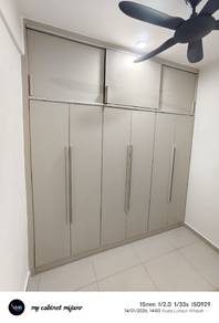 kitchen cabinet quartzstone top