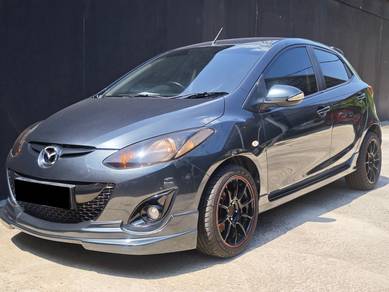 Mazda 2 R in Puchong, SGR