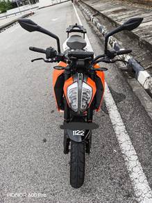 KTM 390 Duke