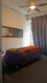 Room in Bangi, SGR