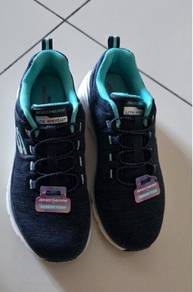 skechers shoes