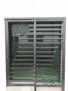 Pintu Sliding corak daun