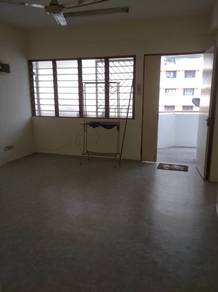 Apartment For Sale in Desa Green Apartment (Jelutong)
