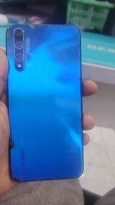 disini ada 1 fon nk jual murah² ja