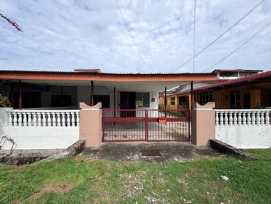 Semi-Detached House For Sale in Kampar,PRK
