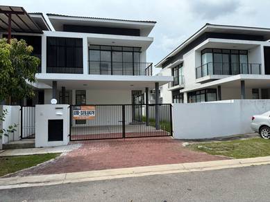 Semi-Detached House For Sale in Dengkil,SGR