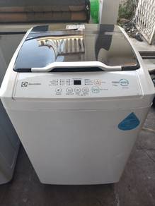 Mesin basuh Electrolux 7.5kg warranty 1bln 