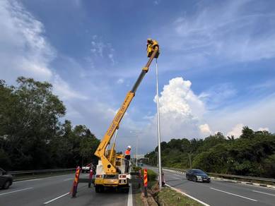 Juruteknik Elektrik & Kerani Pentadbiran