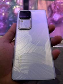Vivo v30 5g (12+12/512gb)