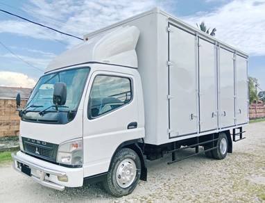 MITSUBISHI FUSO FE83 BOX 17FT 5000KG LORRY #5510w