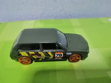 2013 Hotwheels VW Brasilia