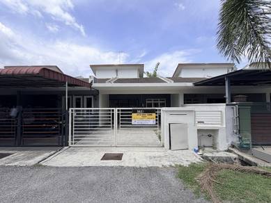 Terraced House For Sale in Banting,SGR