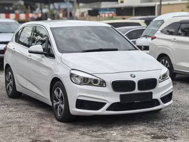 BMW 218i 18i ACTIVE TOURER in Sungai Nibong, PNG