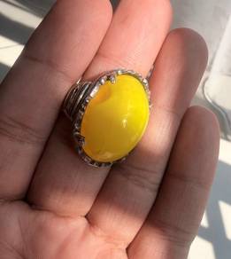 Cincin Batu Marjan Kuning