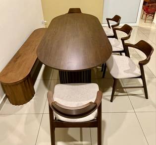 7ft Dining wood table, 5 wood chairs and 1 bench