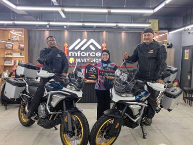 CFMOTO 700MT