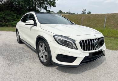 Mercedes Benz GLA250 250 4MATIC (CBU) in Bandar Mahkota Cheras, SGR