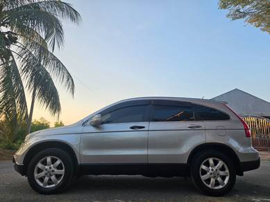 Honda CR-V i-VTEC in Pengkalan Chepa, KTN