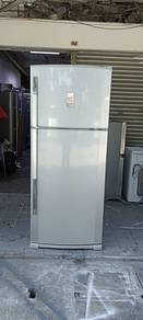 2door fridge refrigerator sharp 600L peti sejuk
