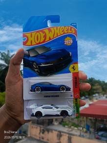 2026 HotWheels Ferrari 12cilindri and Aston Martin