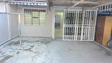 Terraced House For Rent in Klang,SGR