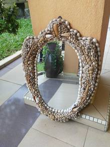 wall seashell mirror