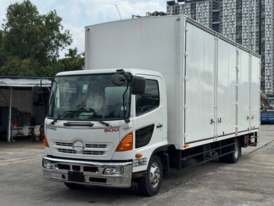 HINO FC7 Aluminum Box c/w Tail Lift
