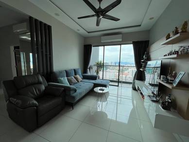 Condominium For Sale in Skyview Residence