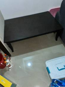 Meja kopi kayu solid
