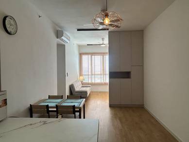 Service Residence For Rent in The Atera