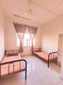 Room in Puchong, SGR