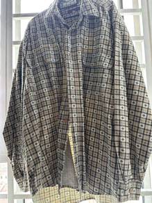 L Vintage Plaid Button-Up Shirt