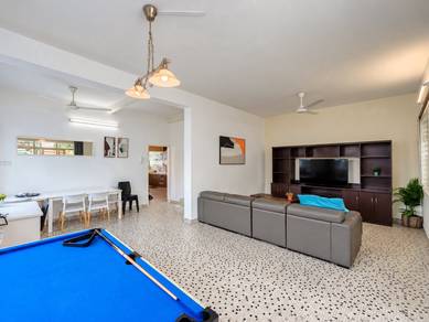 Semi-Detached House For Sale in Tanjung Bungah,PNG