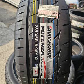 Bridgestone Potenza RE005 235 45 18 HWP