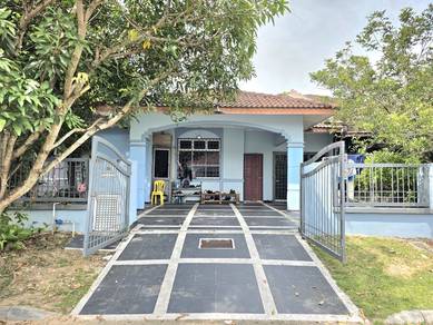 Semi-Detached House For Sale in Sepang,SGR