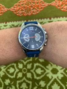 Tommy watch
